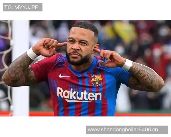 德佩替补席开怀大笑心态超好即便科林蒂安0-1落后依然乐观面对比赛